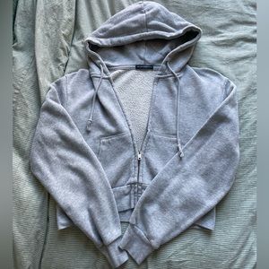 Brandy Melville gray cropped hoodie